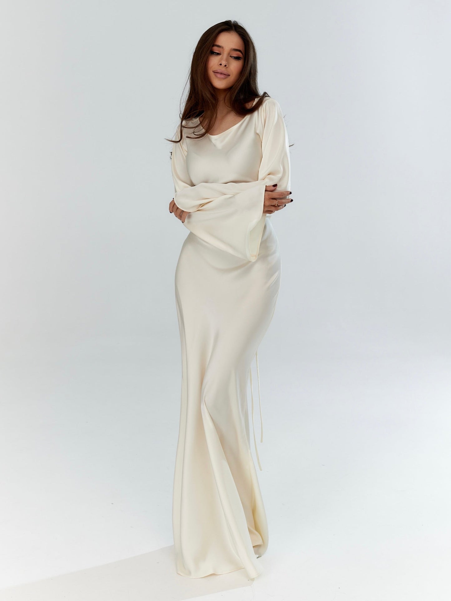 LYNN & CO - Ethereal Elegance  | Maxi-jurk met lange mouwen