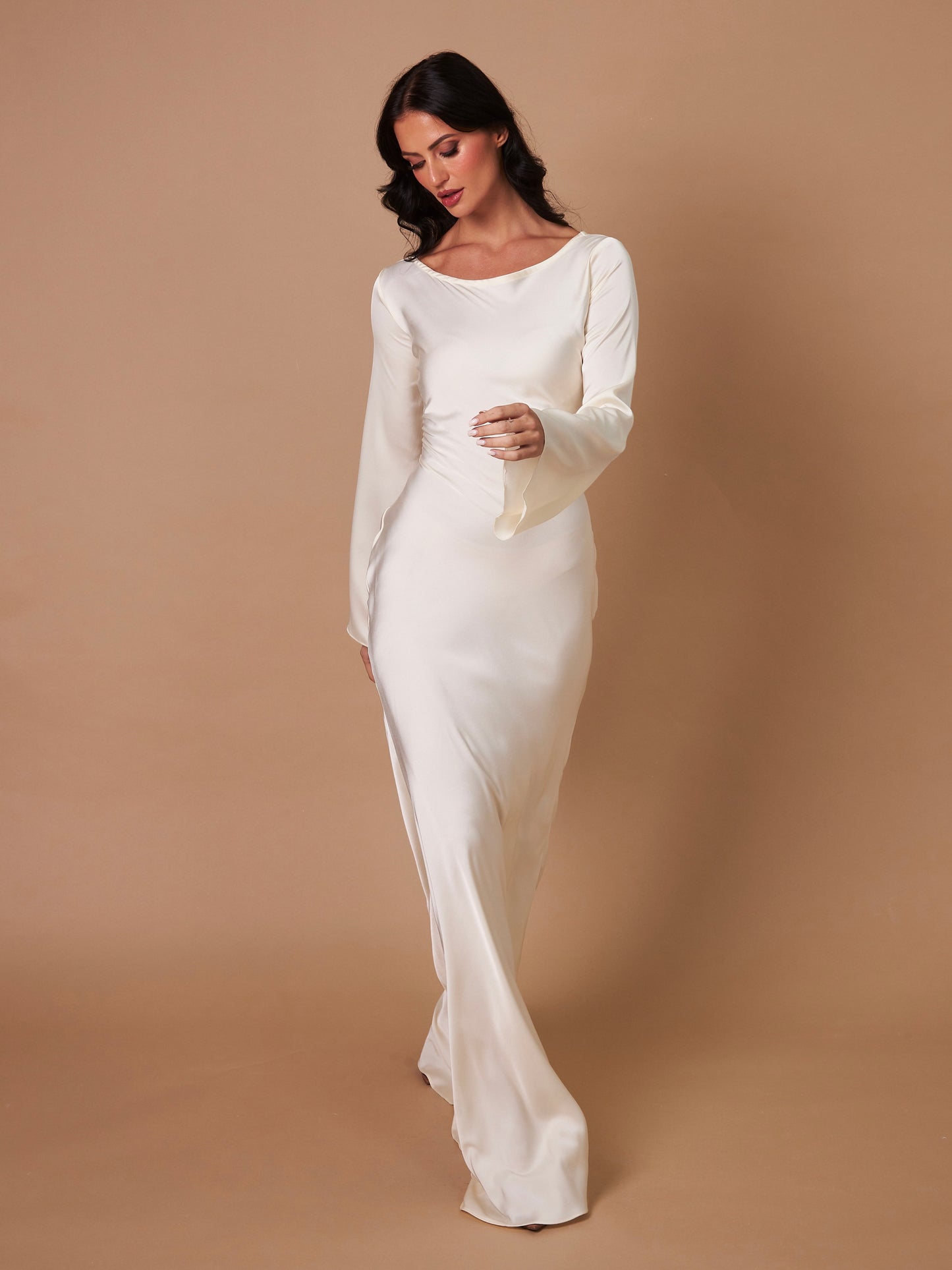 LYNN & CO - Ethereal Elegance  | Maxi-jurk met lange mouwen